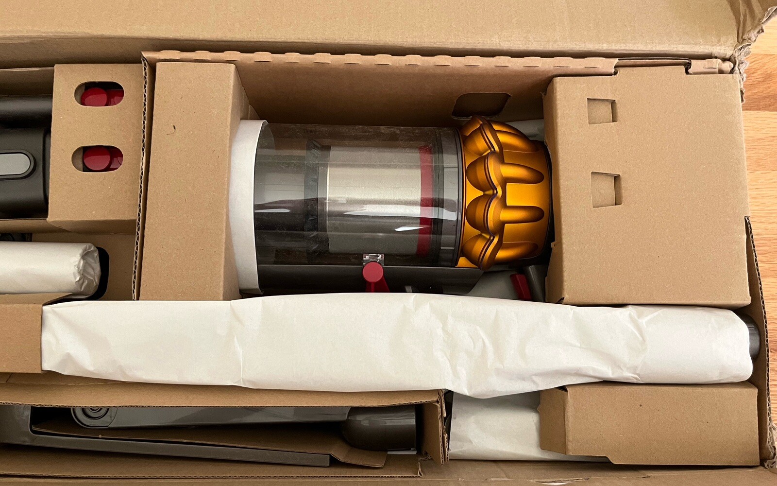 Dyson V15 Detect Total Clean Extra Cordless Vacuum Cleaner w/$100 In Tools New!