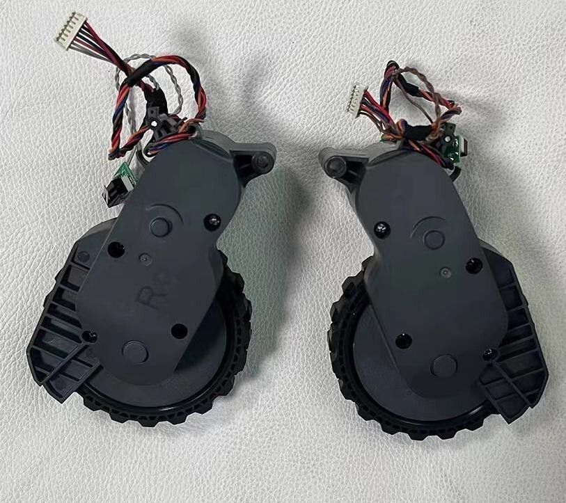 Left and Right Driving Wheels For Roborock G10/S7/T7S/S7 MAX/G10S/T7/S5 MAX