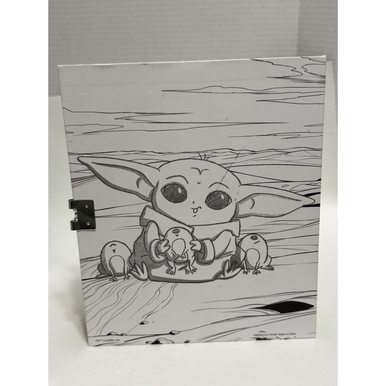 Lucas Film Ltd Unknown Species Storage Box Mandalorian” Grogu