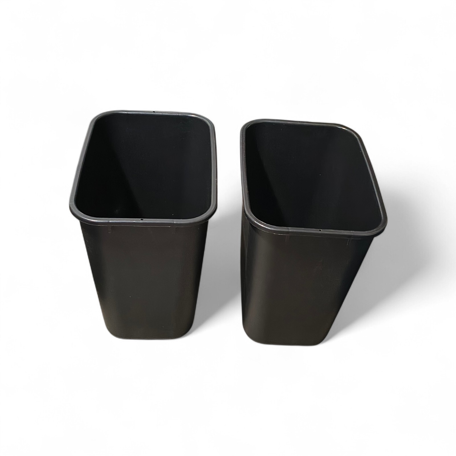 Space Saving Trash Wastebasket, Fits Under Desk and Small 7 Gallon / 28 Quart