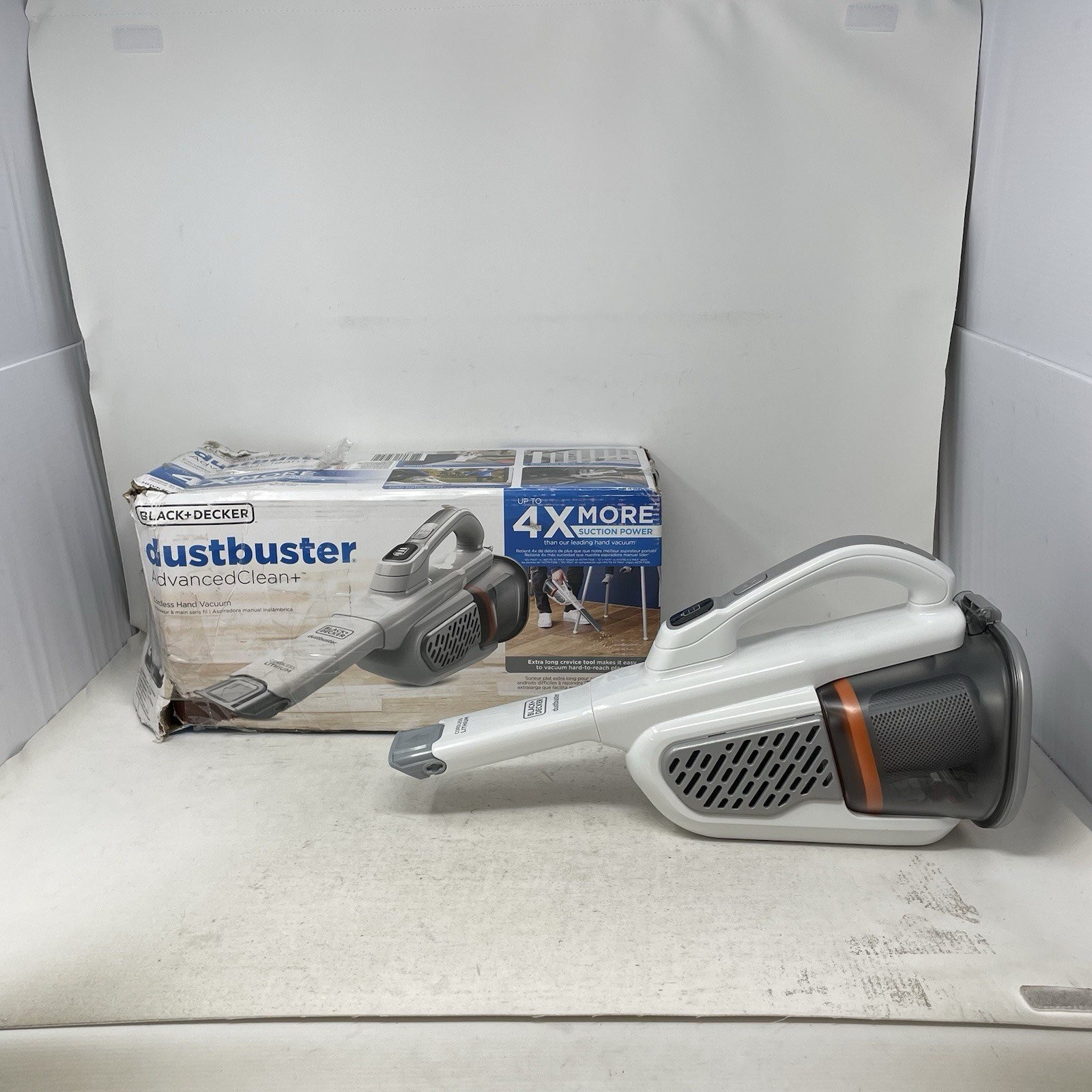 Black+Decker White Handheld Vacuum Cleaner HHVK320J10 *No Charger*