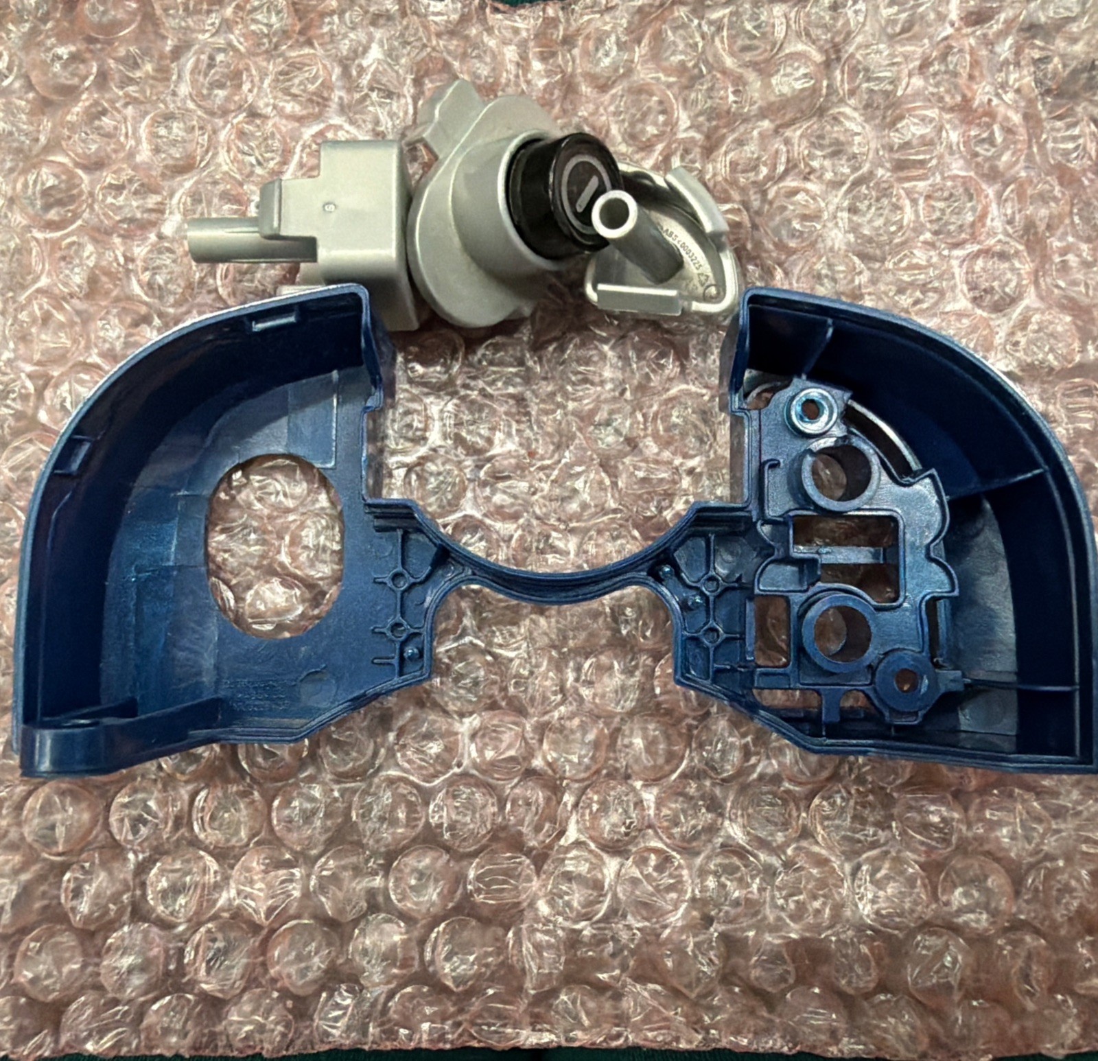 Replacement Part For Shark UV700 Vacuum Cleaner Button