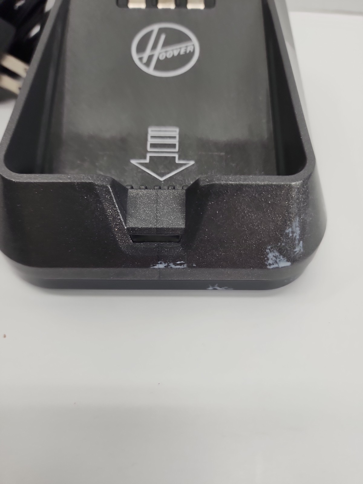 HOOVER BATTERY CHARGER BH03220 FOR BATTERIES BH03100/BH03120 Only