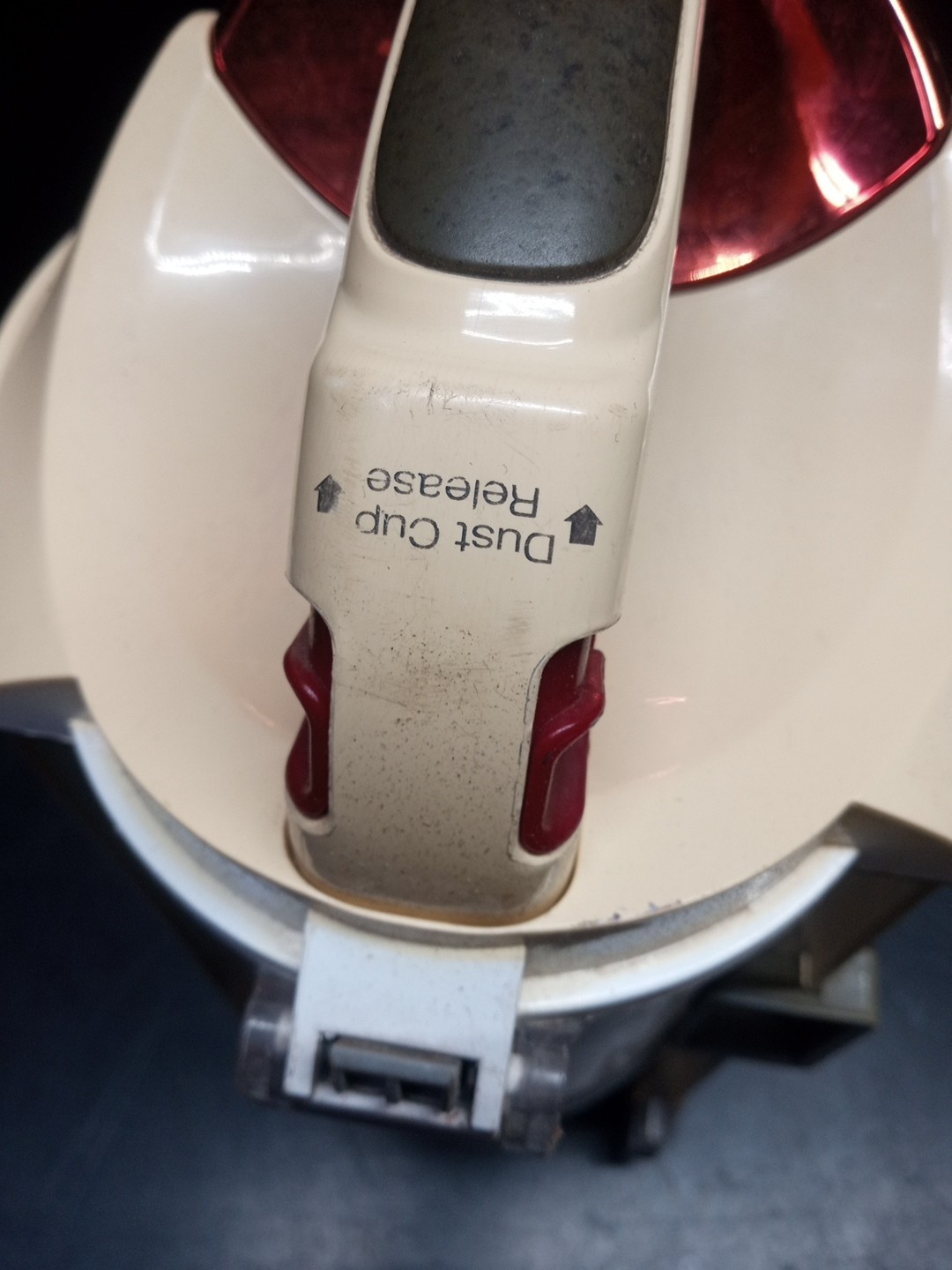 USED Shark Rotator NV501 Vacuum Cleaner Genuine CANISTER professional Yellowed
