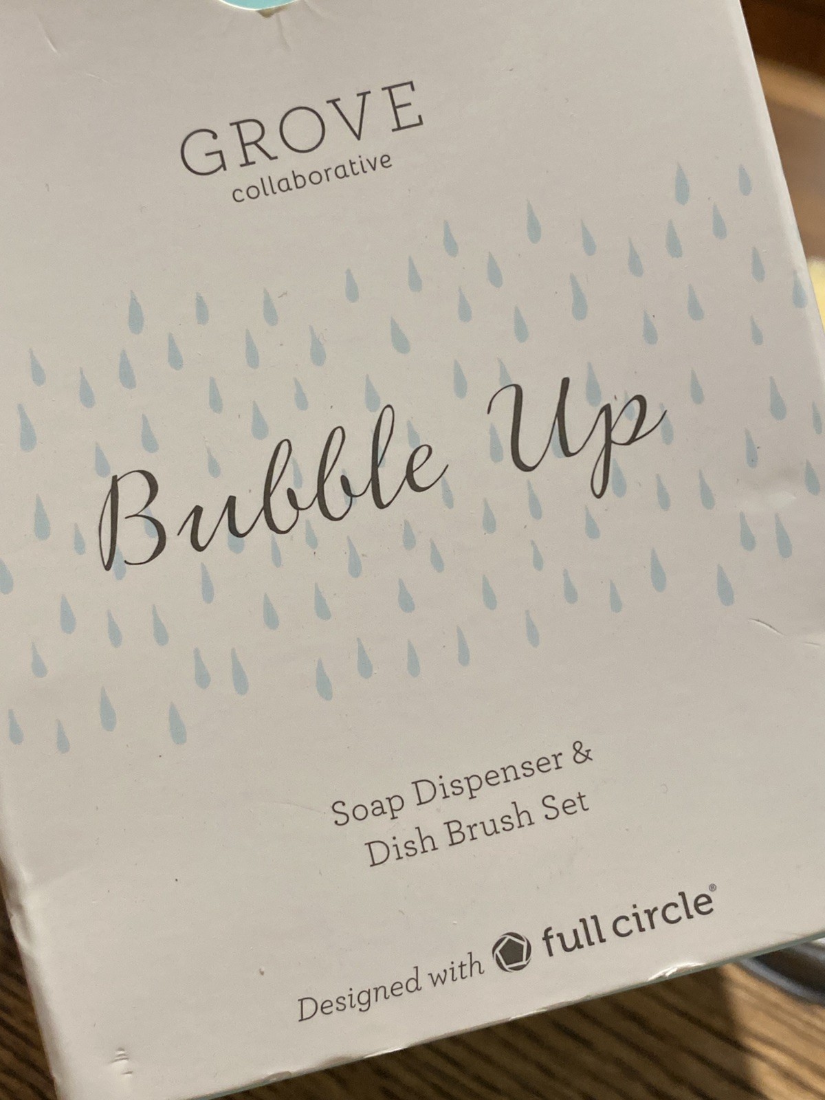 Grove Collaborative Bubble Up Soap Dispenser & Dish Brush Set White Bottom