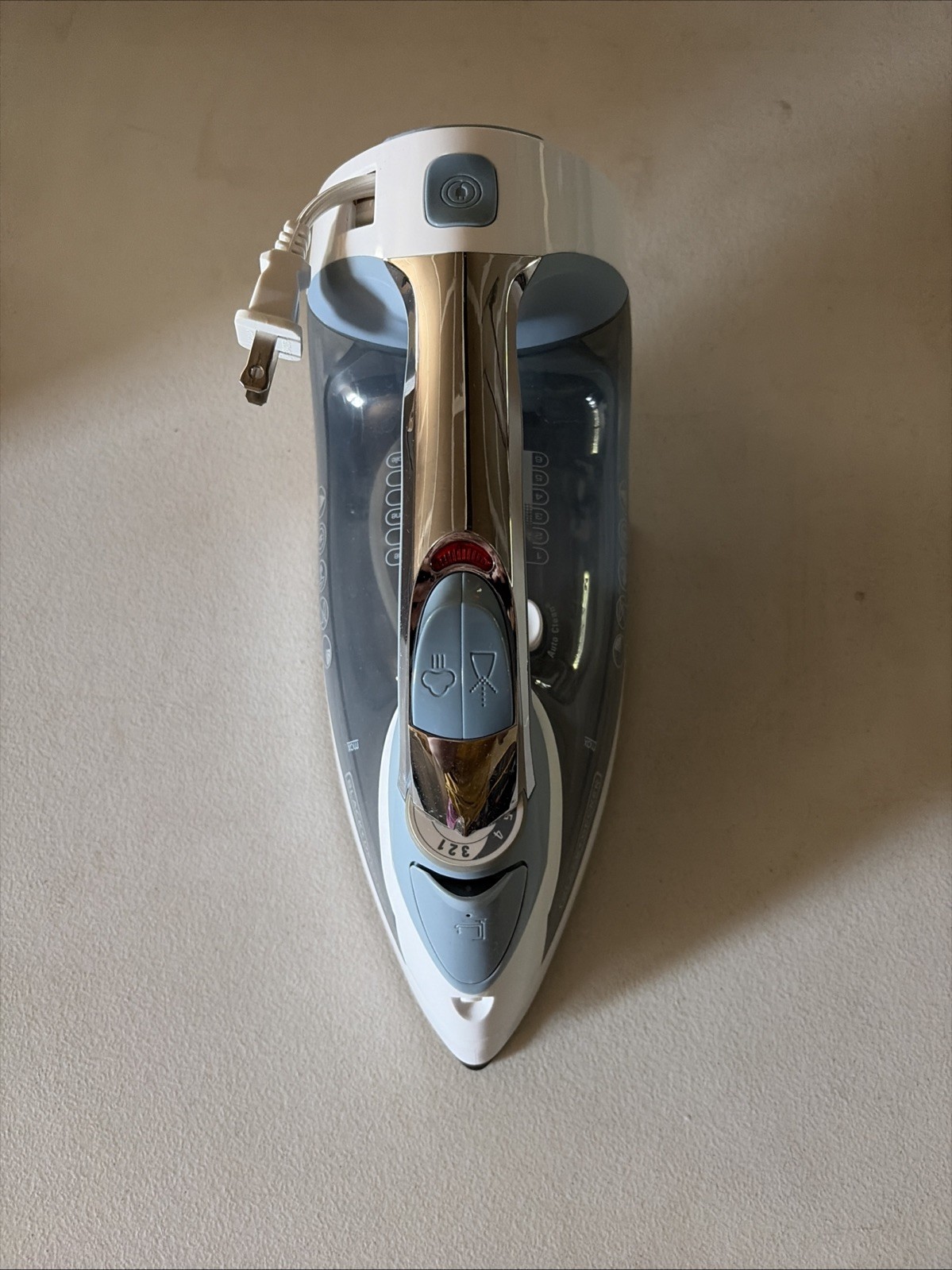 BLACK+DECKER Steam Iron Retractable Cord Gray