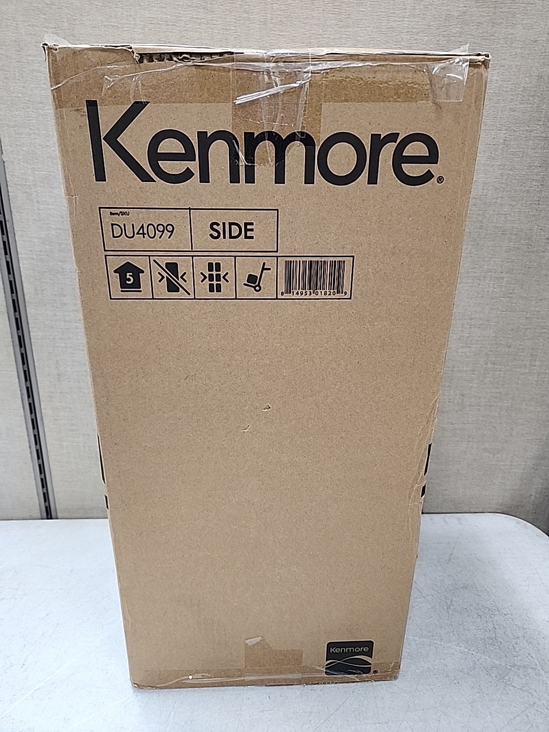 KENMORE FeatherLite Lift-Up Bagless Upright Vacuum w/ Hair Eliminator Brushroll
