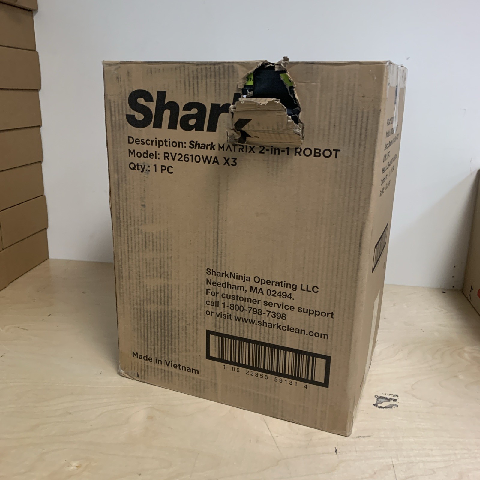 Shark Matrix Plus 2-in-1 Robot Vacuum &Mop Self-Empty Base Sonic Mop BOX DAMAGE