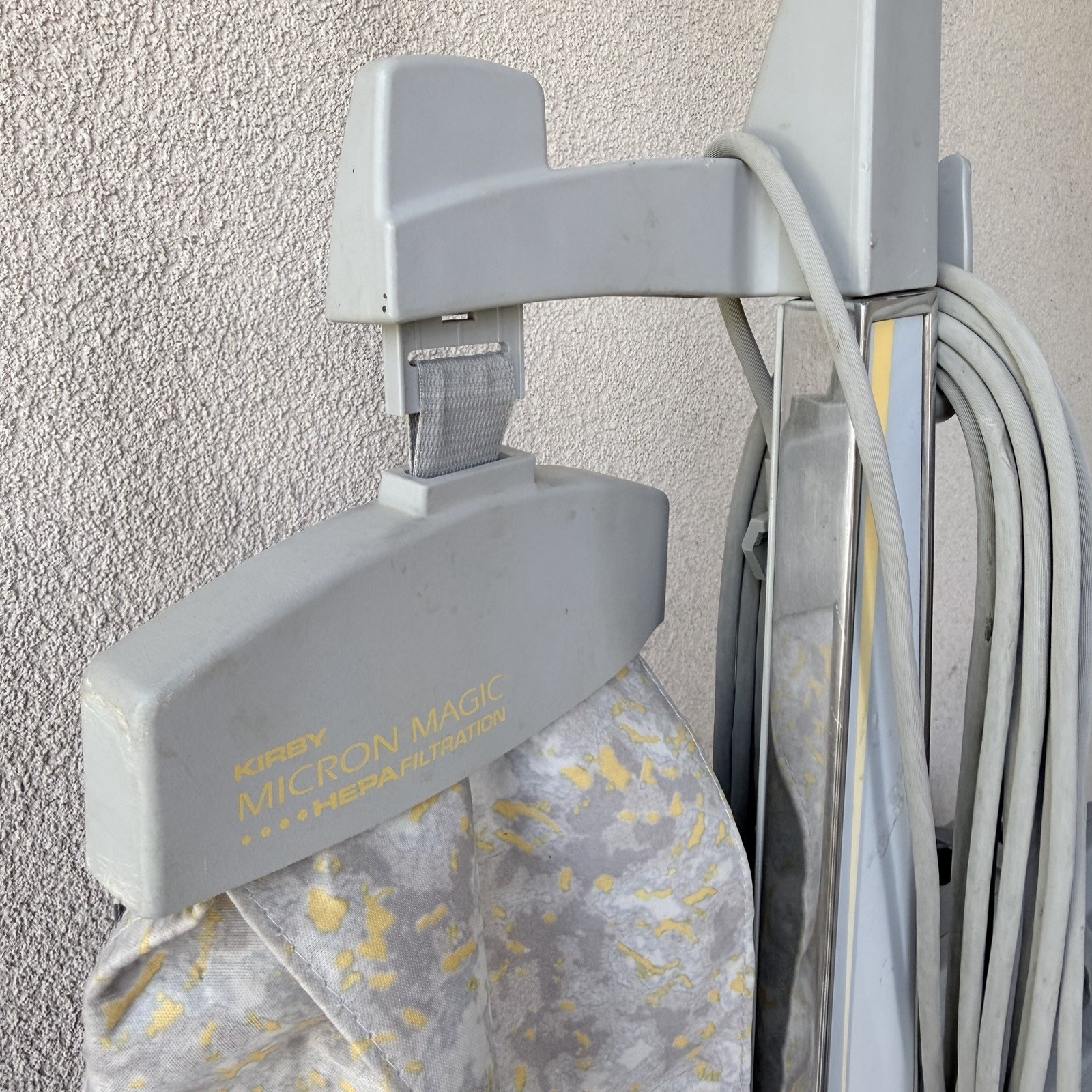Kirby Ultimate G Series Upright Bag Corded Vacuum, Attachments Works *READ*