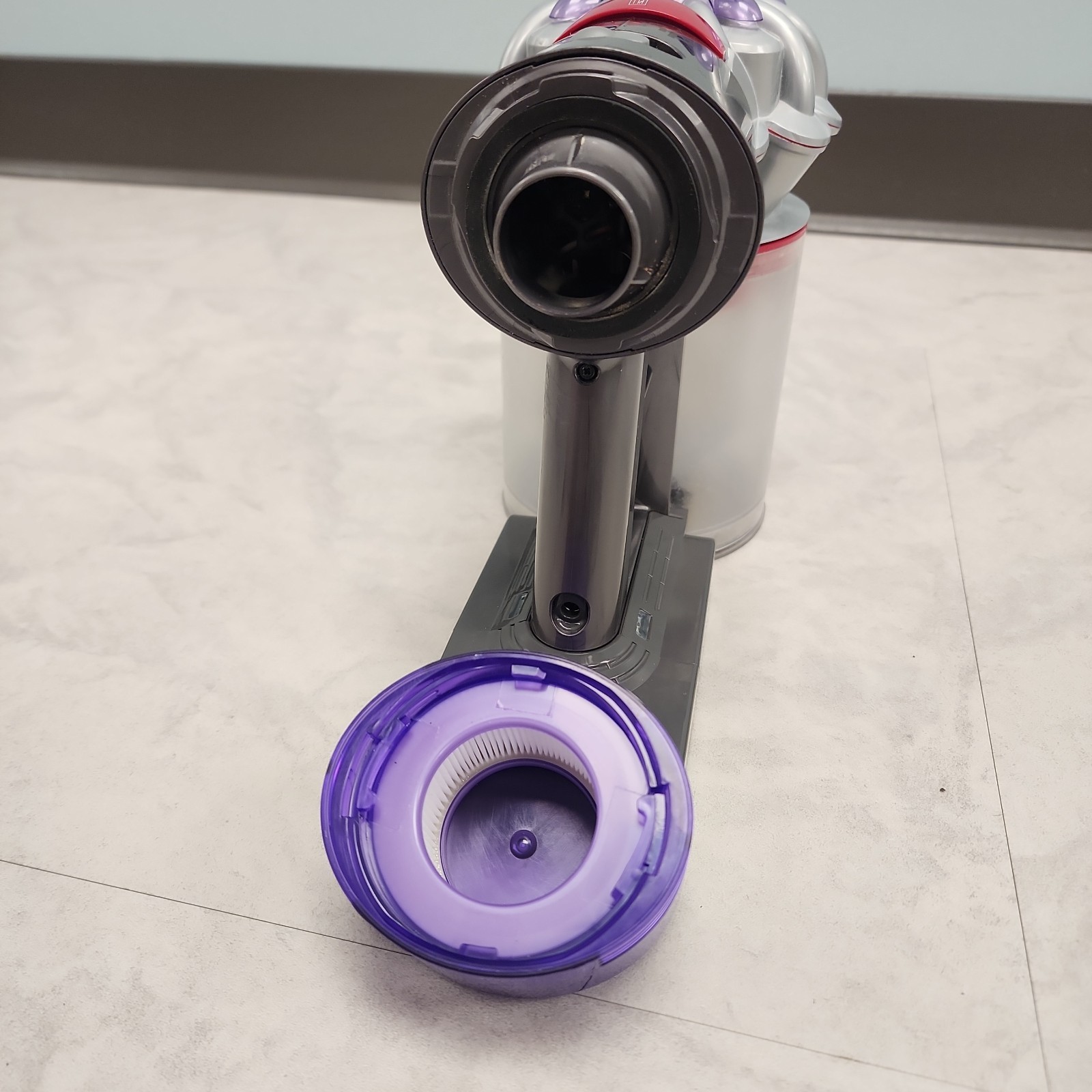Dyson SV25 (2023 Version) V8 Fluffy HEPA Cordless Stick Vacuum & Accessories