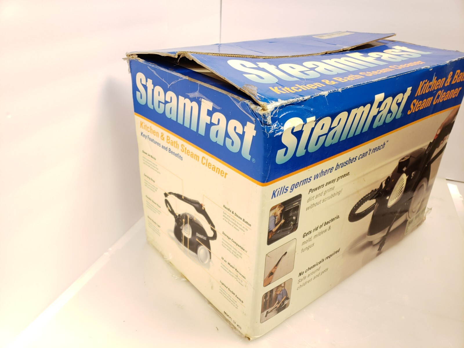 SteamFast Kitchen & Bath Steam Cleaner w/attachements Model SF-255 1400 WATTS