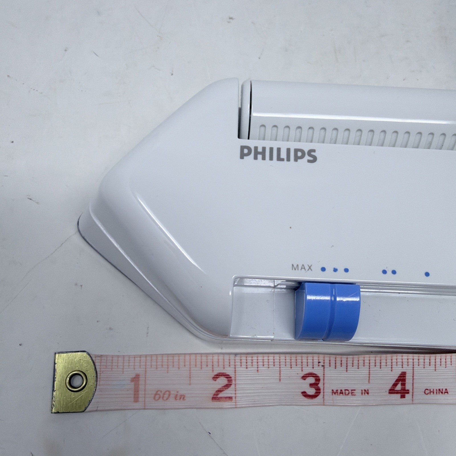 VTG Philips World Stewardess Model HD 1301/B Travel Iron Tested Working 110-240v