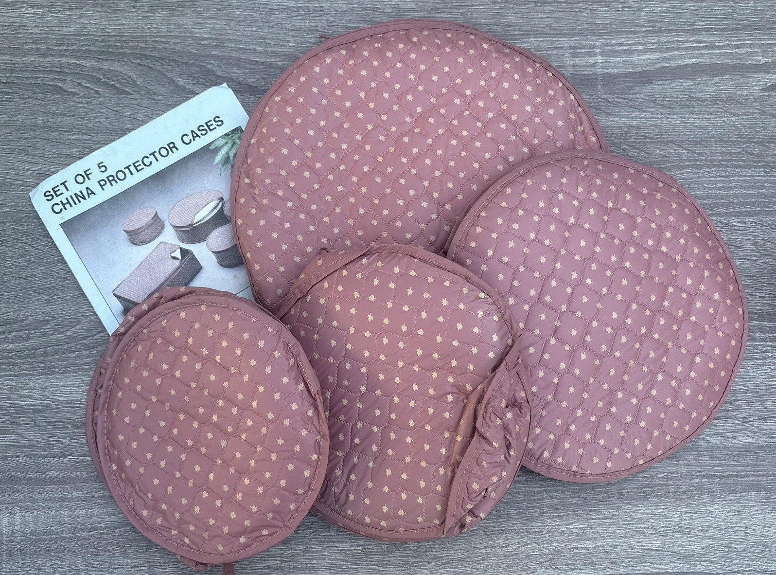 Vintage China Protectors Set of 4 NOS Dusty Pink Diamond Quilted Grid Cases