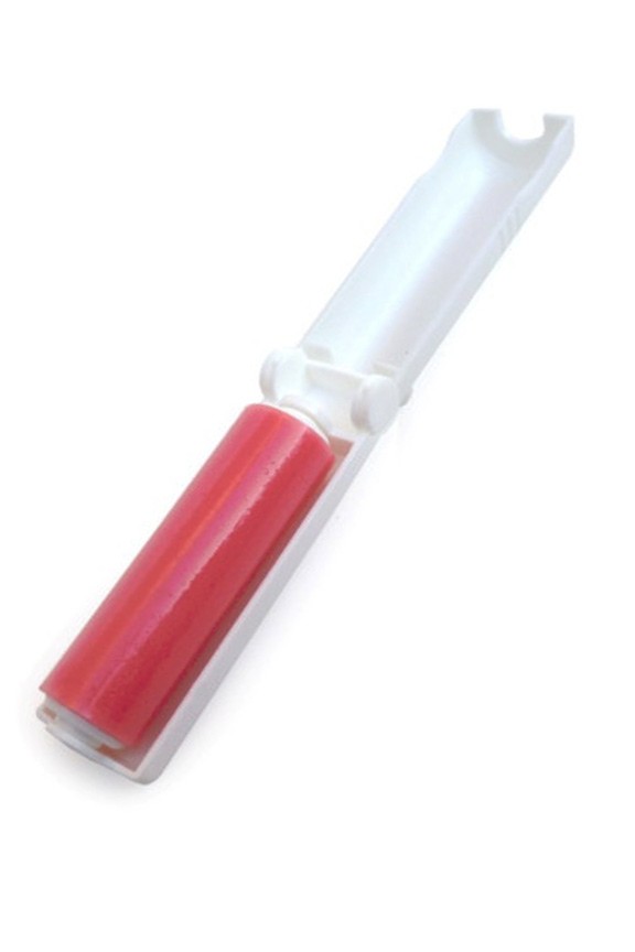 Travel Size Washable Lint Roller With Protective Cover – Clean Lint and Hair