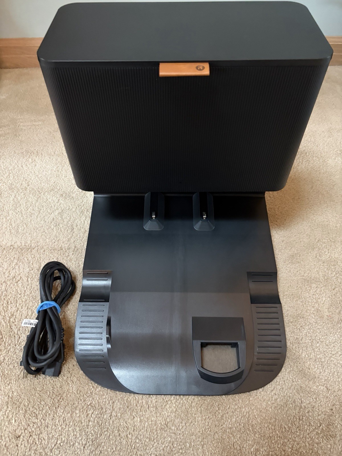 iRobot Roomba Clean Base for J7. Automatic Dirt Disposal Base, Black (ADG-N1)