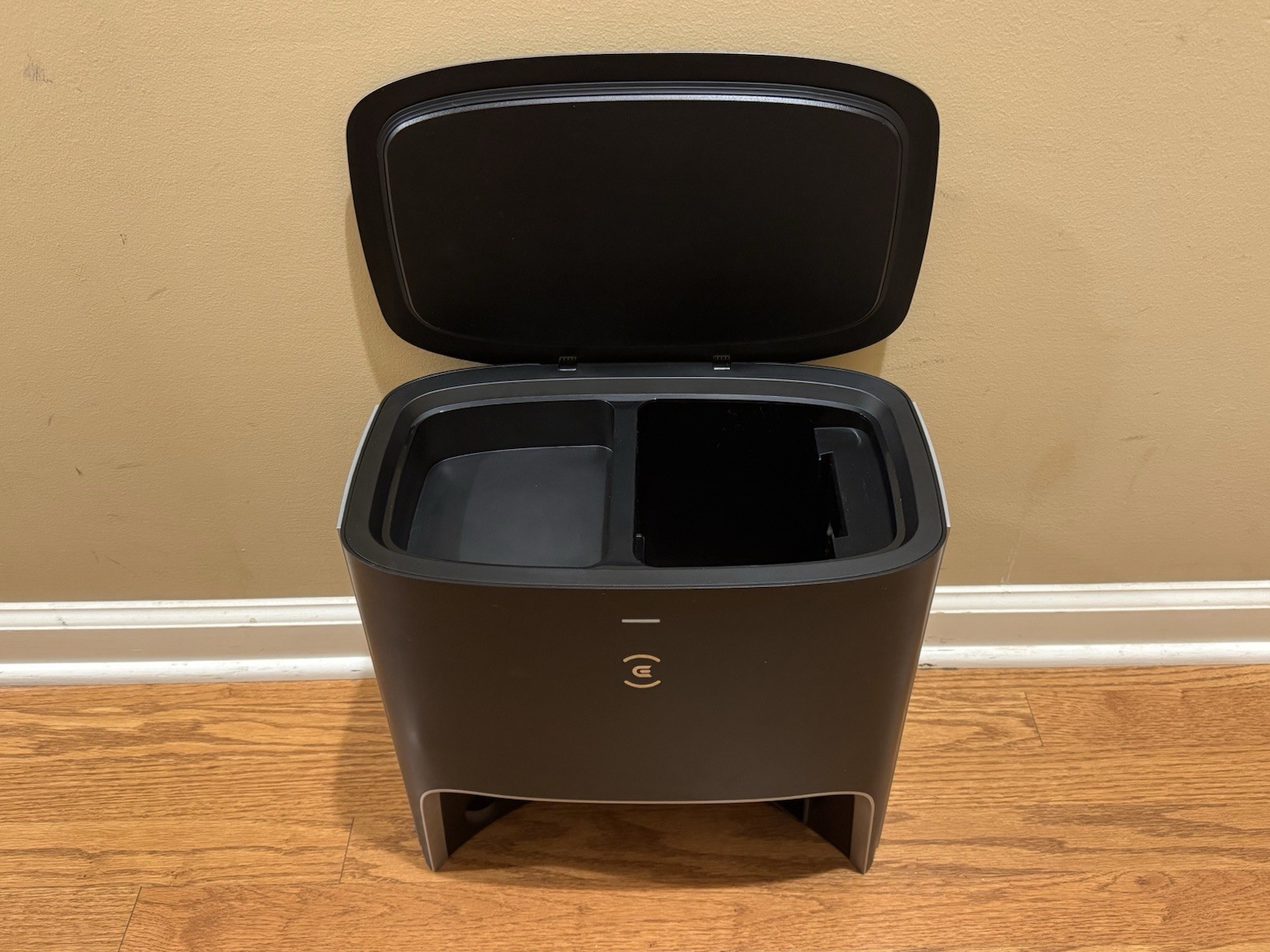 ECOVACS DEEBOT X1 Plus Docking Station (Empty Station CH2117)