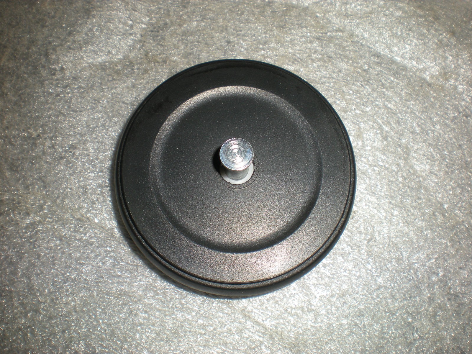 Genuine Shark WD261 HydroVac MessMaster Cordless Vacuum L Or R Rear Wheel & Pin