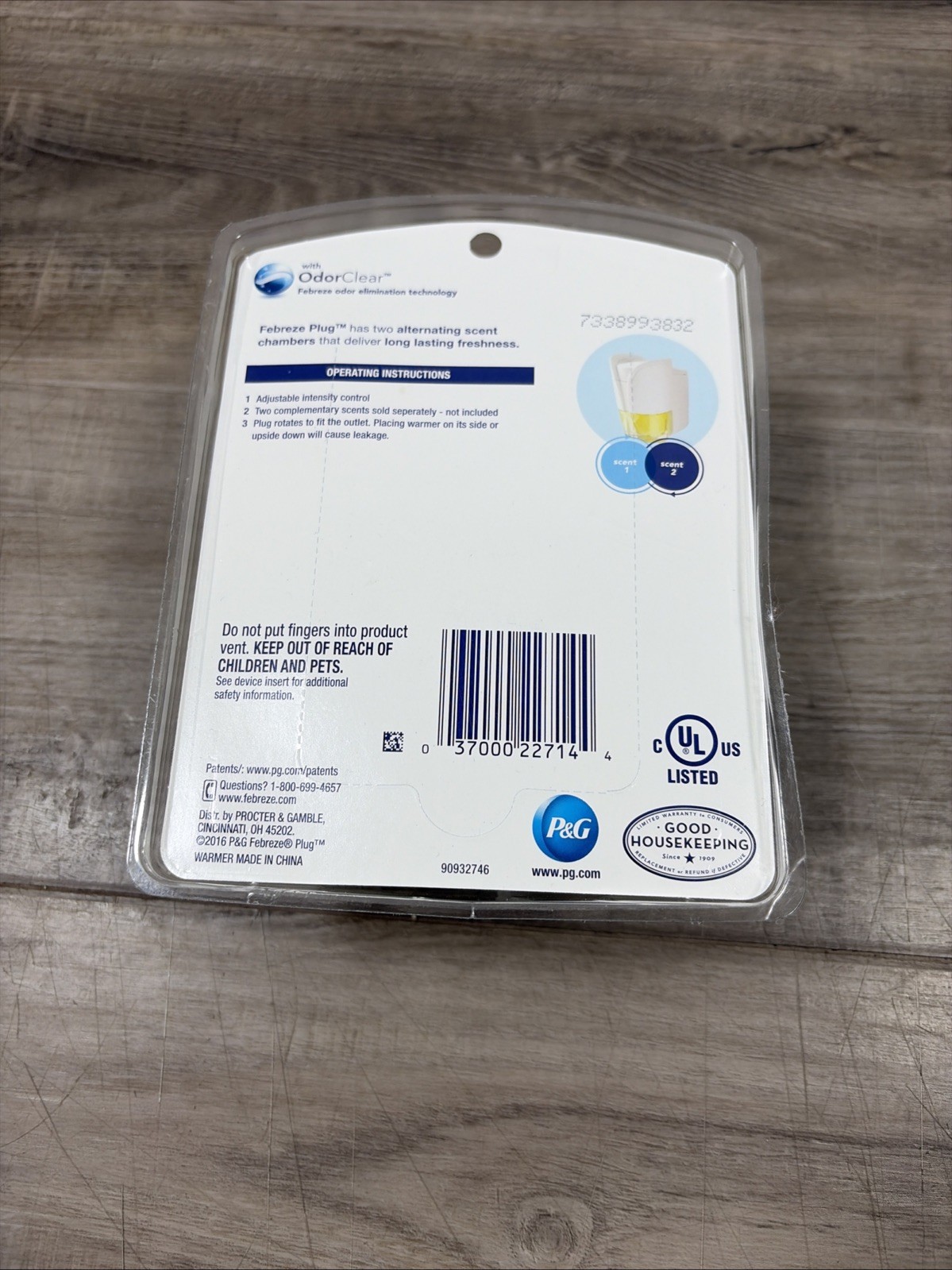 Febreze Noticeables Alternating Scented Oil Warmer New Sealed Warmer Only