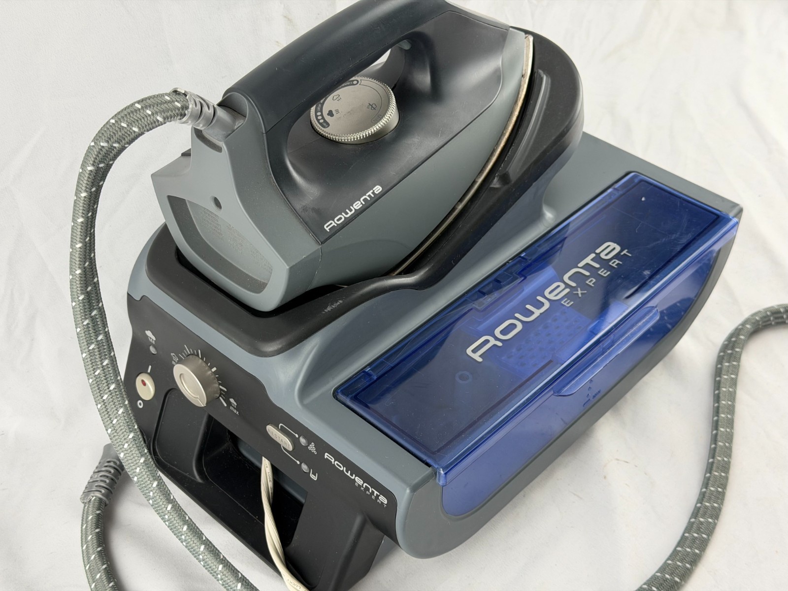 Rowenta Expert Steam Generator Iron DG8030 High Pressure Powerful Steaming Unit