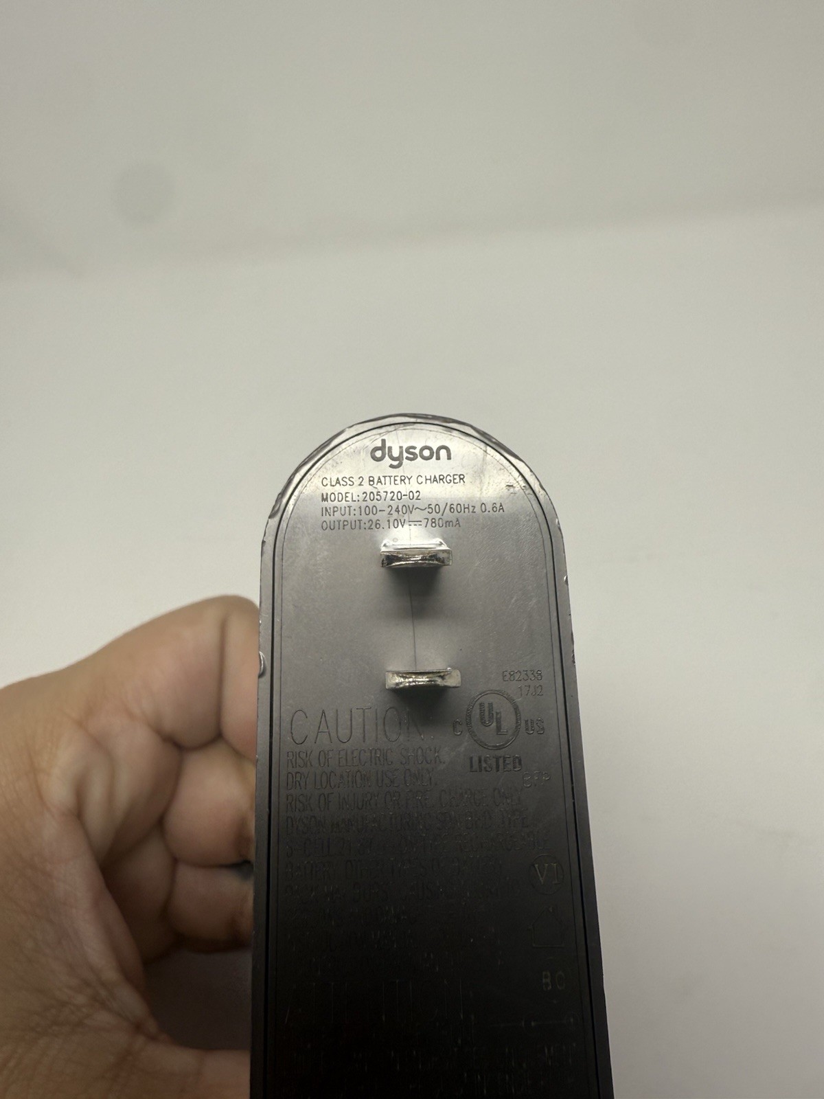 Dyson Class 2 Battery Charger Genuine For V8 Vacuum Model 205720-02