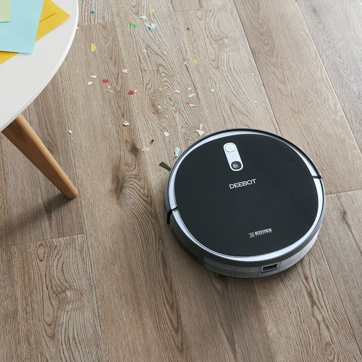 ECOVACS DEEBOT 711 ROBOT VACUUM CLEANER, 110 MINUTE BATTERY LIFE, BLACK *NEW