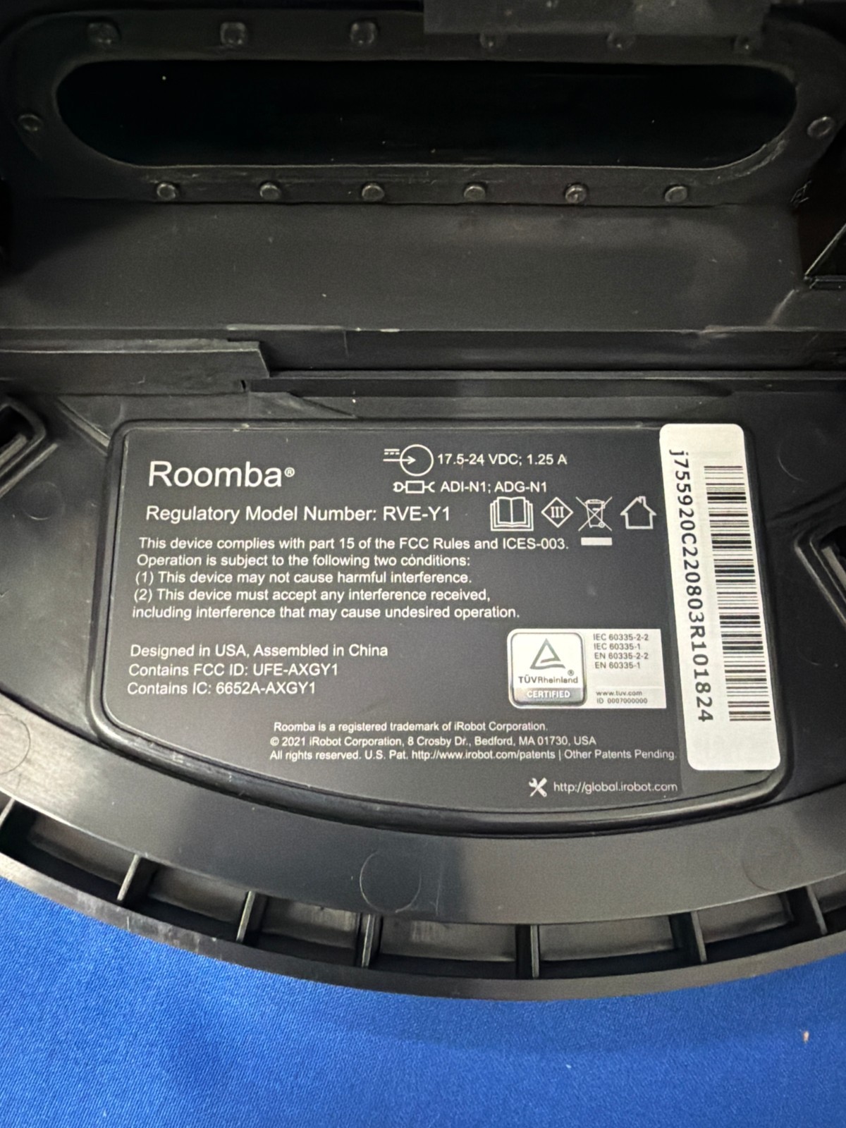 iRobot Roomba j7+ Self-Emptying Vacuum Cleaning Robot-j7+7550
