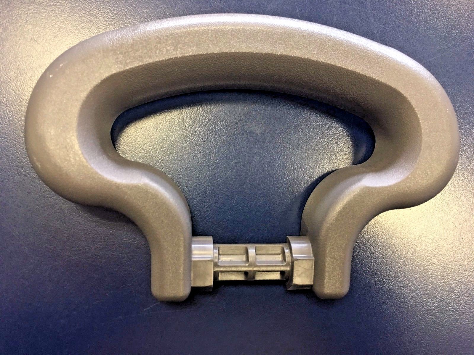 Oreck XL21 Carry Handle 77014-04-0384
