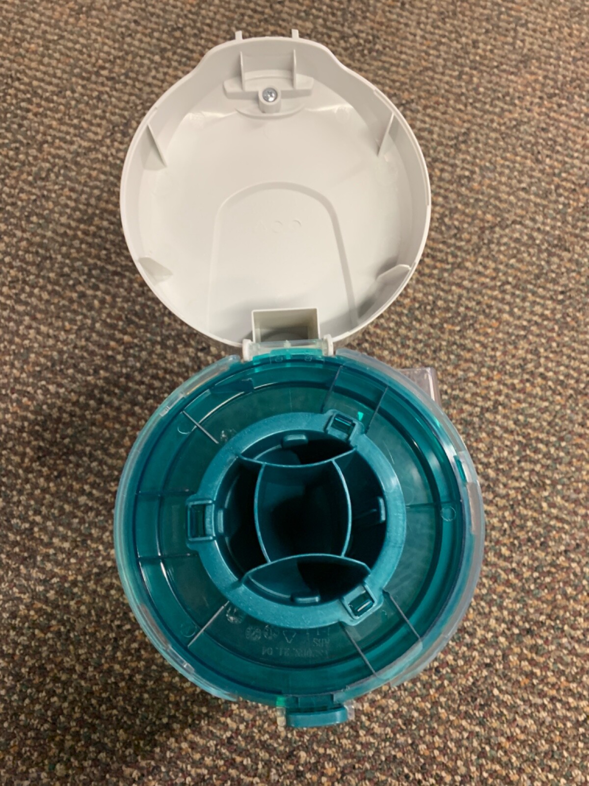 Genuine Kenmore Allergen Seal DU2012 Bagless Upright Vacuum Cleaner dirt cup bin