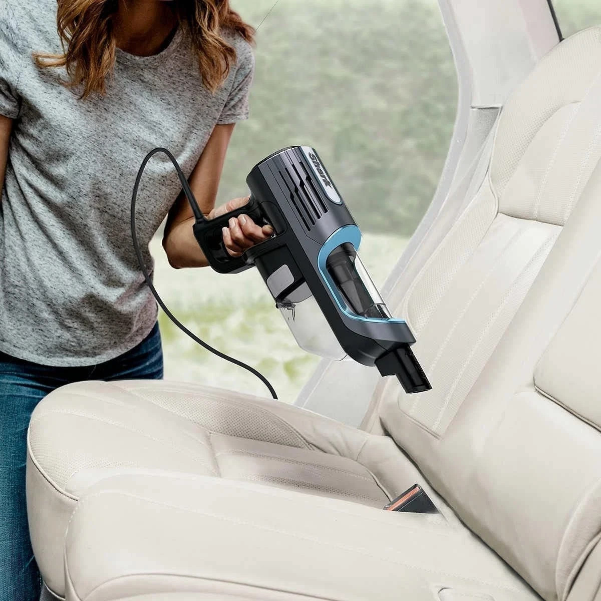 Shark Rocket pet pro Super Lightweight Cordless Stick Vacuum IX141 7.5 lbs Blue