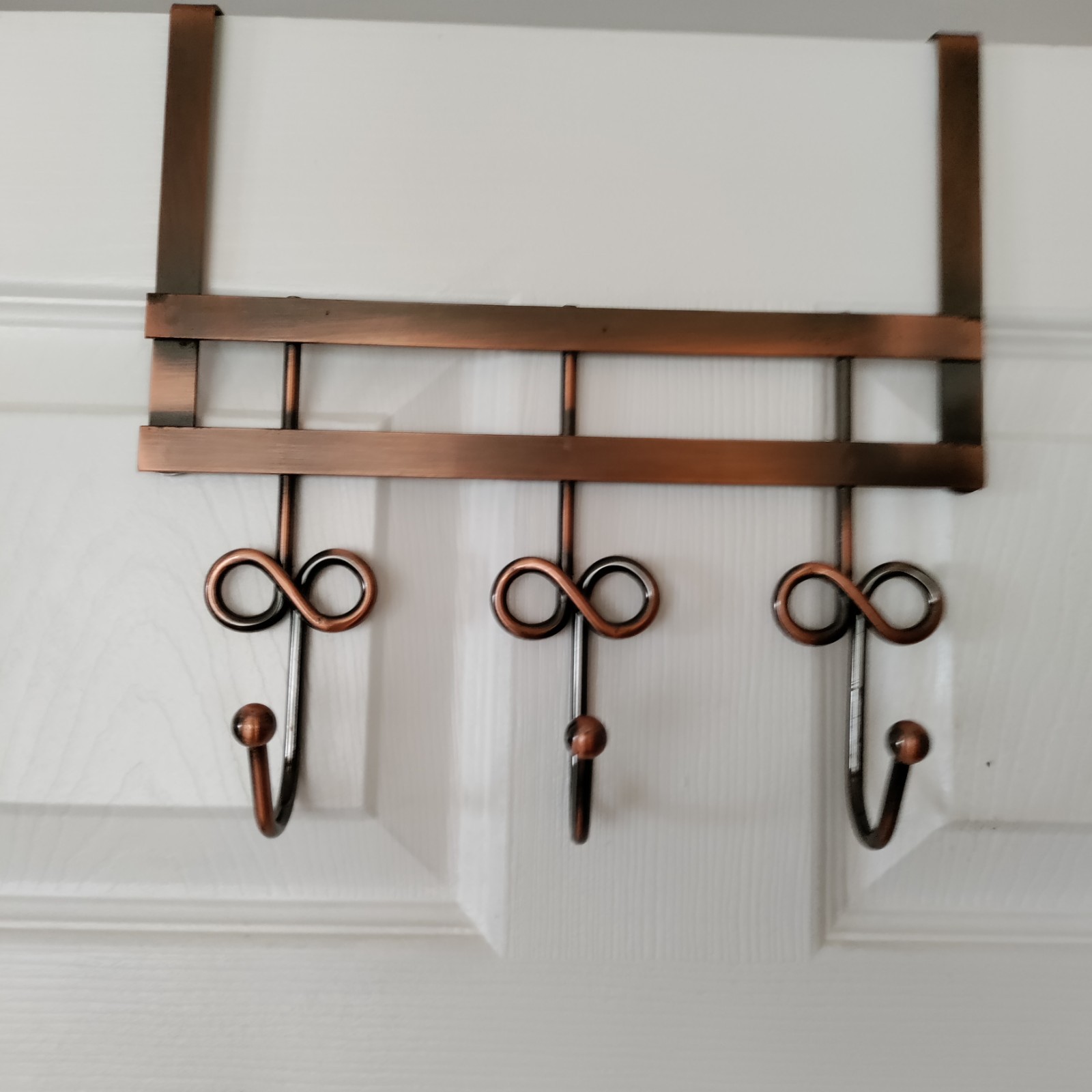 Door Hanger 3 Hooks 11″ Over Door Metal Copper Finish Strong Twisted Ball Edge