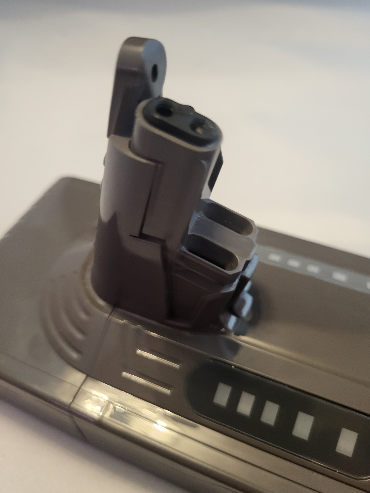 Dyson V10 Replacement Battery DYS-25.2(V10) 25.2V 7.0Ah 176Wh Gray