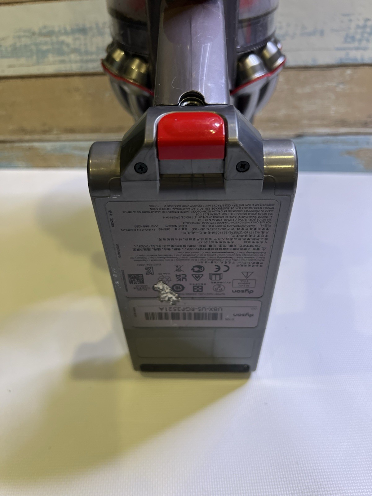 Dyson V11 SV28 Cordless Vacuum Cleaner – No Accessories