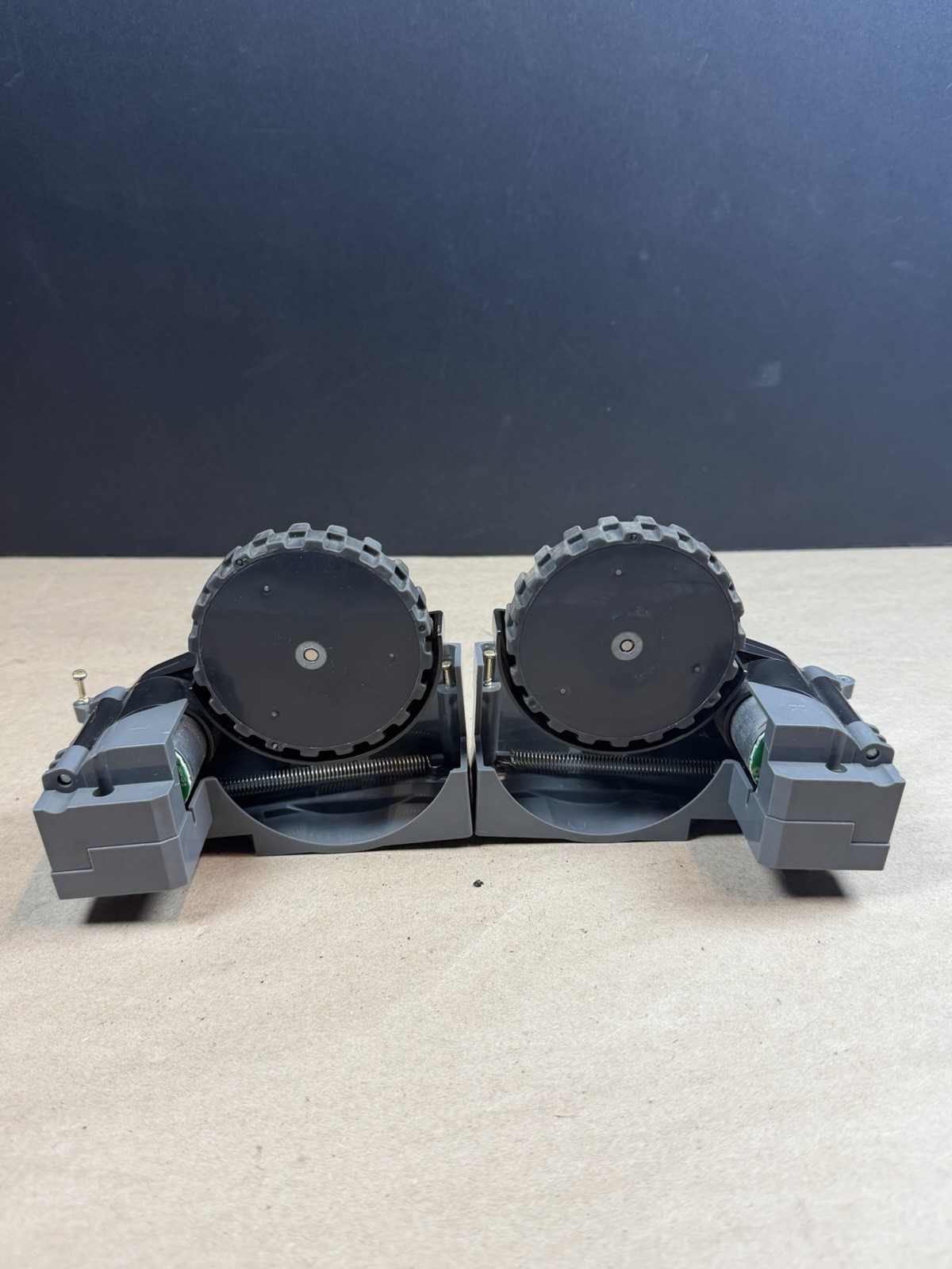 Genuine Irobot Roomba 600 700 614 671 675 676 694 692 Left Right Wheel Assembly