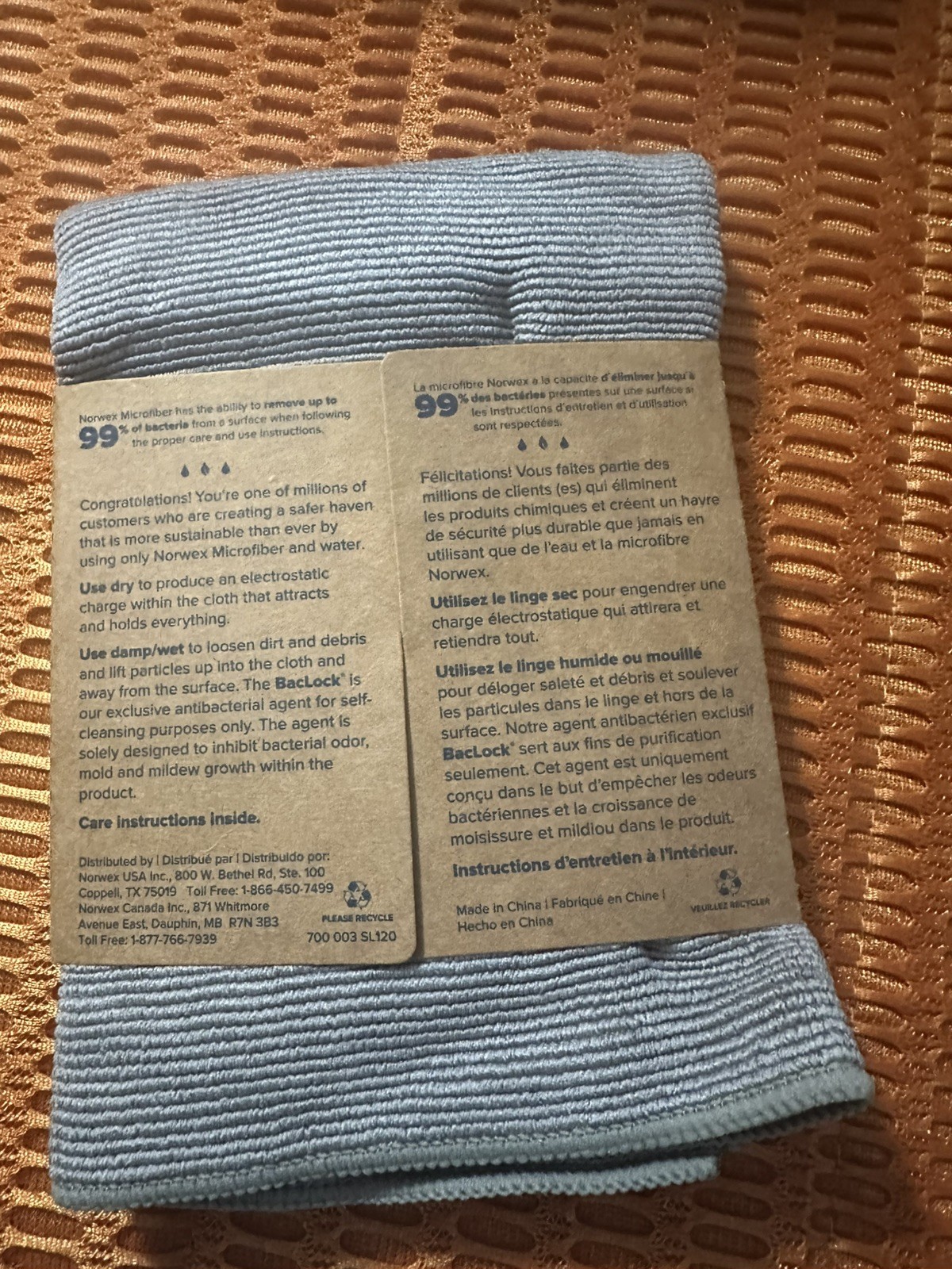 Norwex Cleaning Cloth Set – EnviroCloth – Window Cloth + Spirisponge