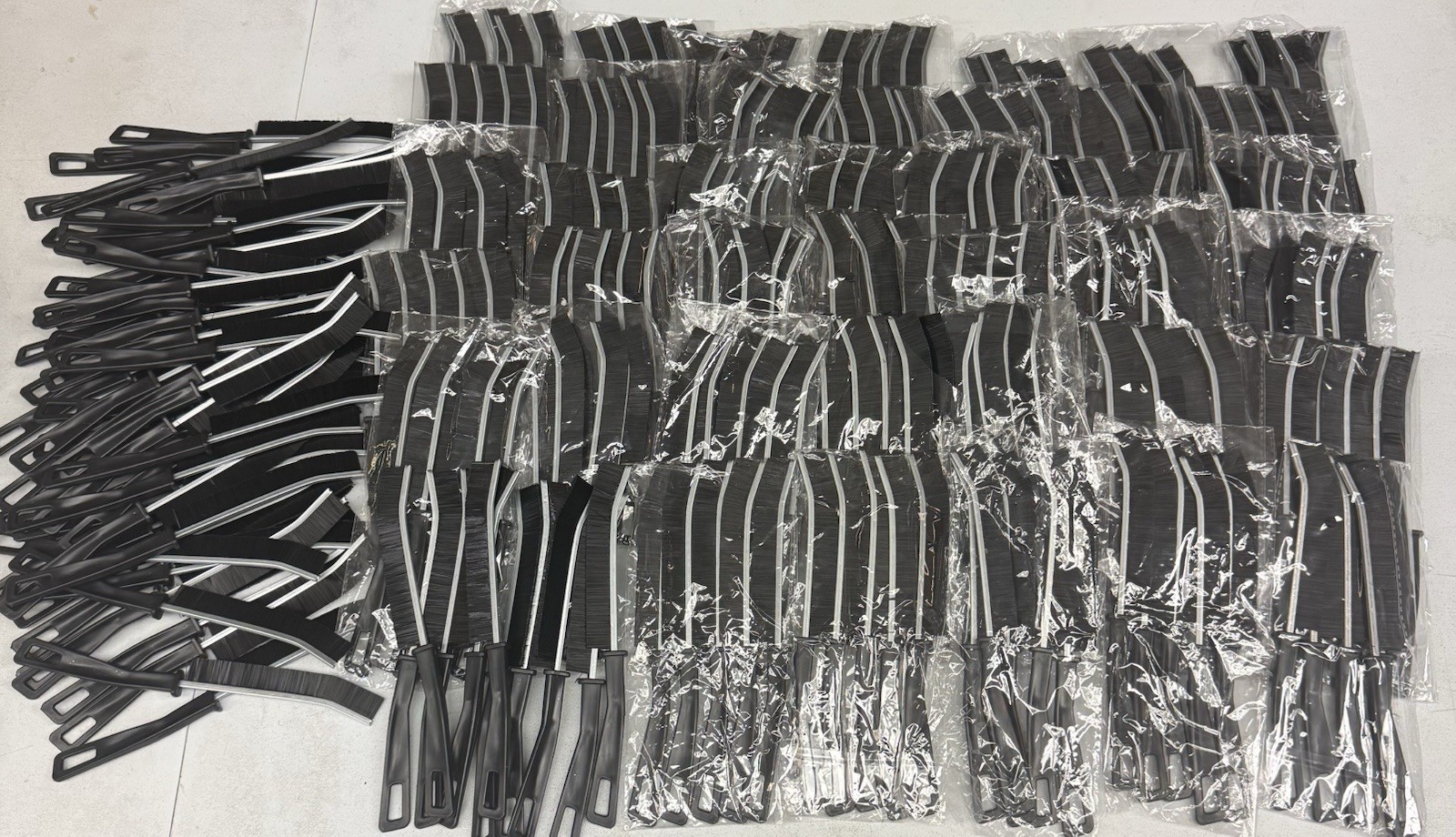 NEW! Lot Of 250+ Hard Bristle Recess Crevice Cleaning Brush Tools Gap Cleaning