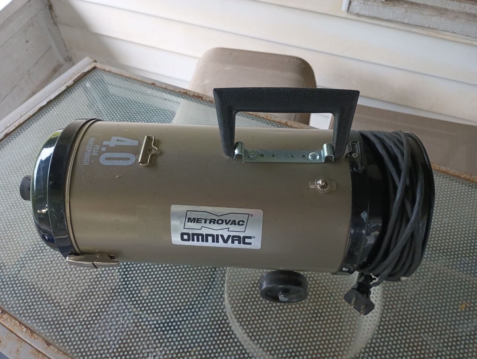 Metro OmniVac Professional Canister Vacuum Model OV-4 4.0 HP – TESTED