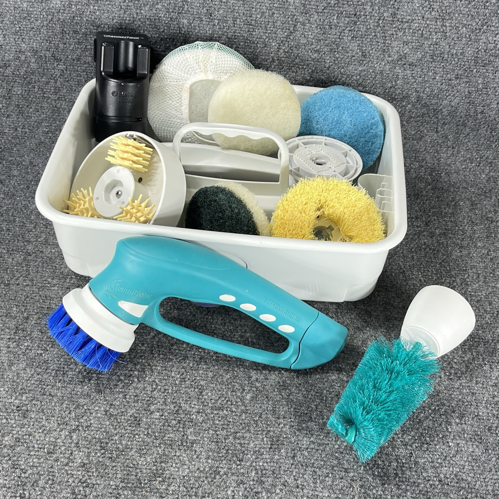 Black & Decker Scumbuster SB400 Kit Cordless Power Scrubber Attachments WORKS