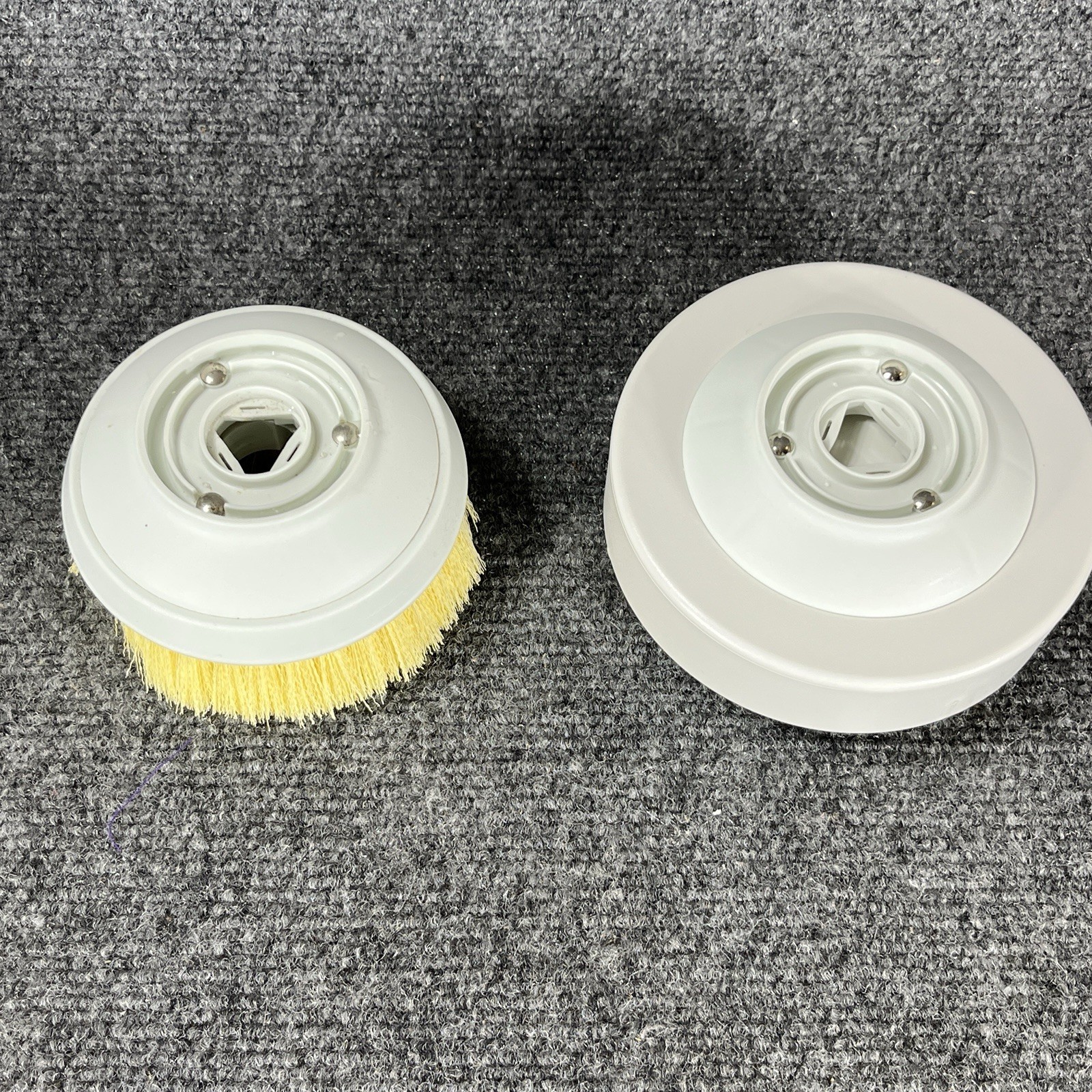 Black & Decker Scumbuster SB400 Kit Cordless Power Scrubber Attachments WORKS