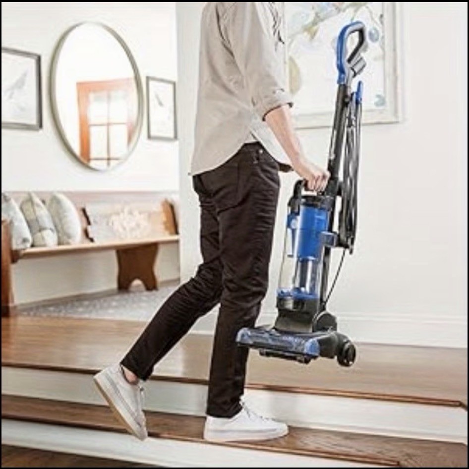 Vacmaster Upright Vacuum Cleaner 1150W 17ft Cord Pet Hair Carpet Hard Floor