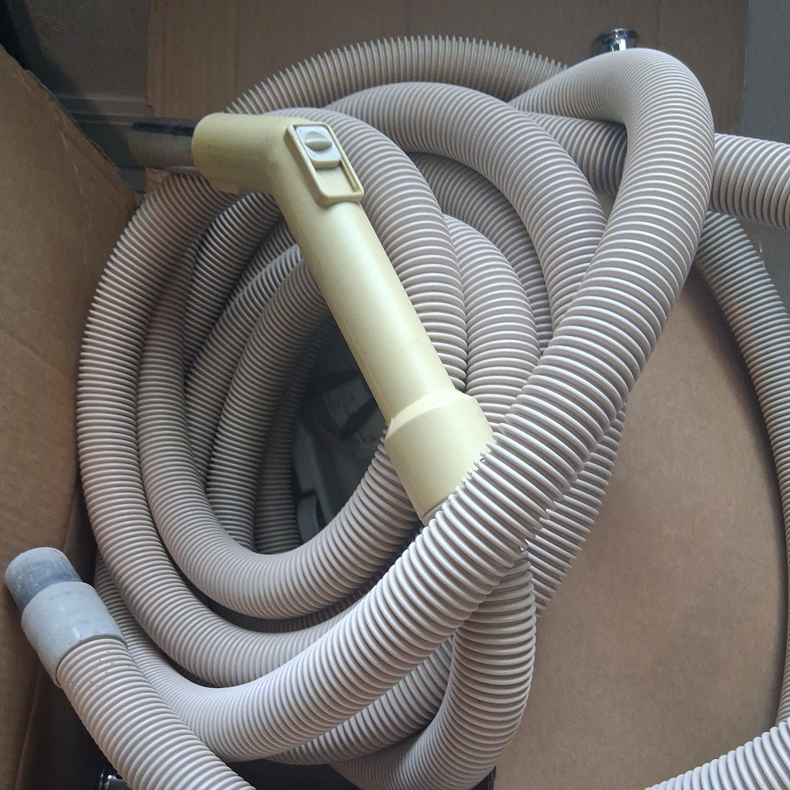 Ultra TP 210 vacuum attachments and hose For Central Vac 10 pcs