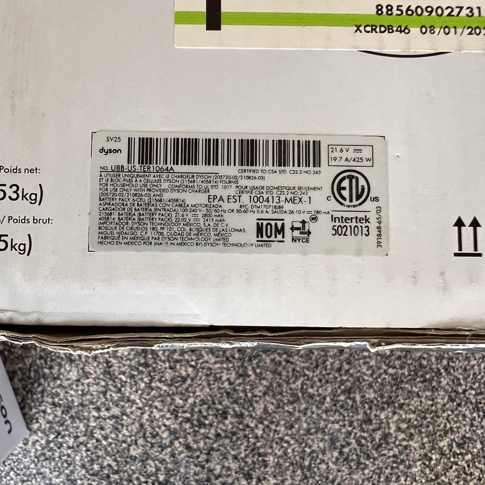 Dyson V8 Cordless Stick Vacuum Cleaner SV25 400473-01 New