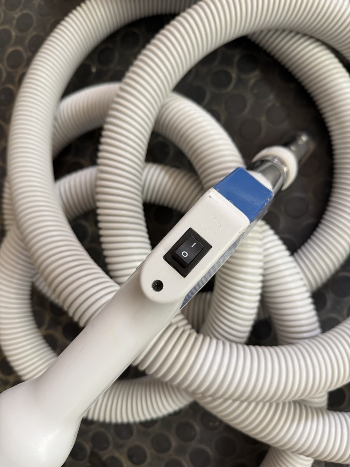 Genuine Vacuflo 30′ Turbogrip Low Voltage Central Vacuum Hose Only