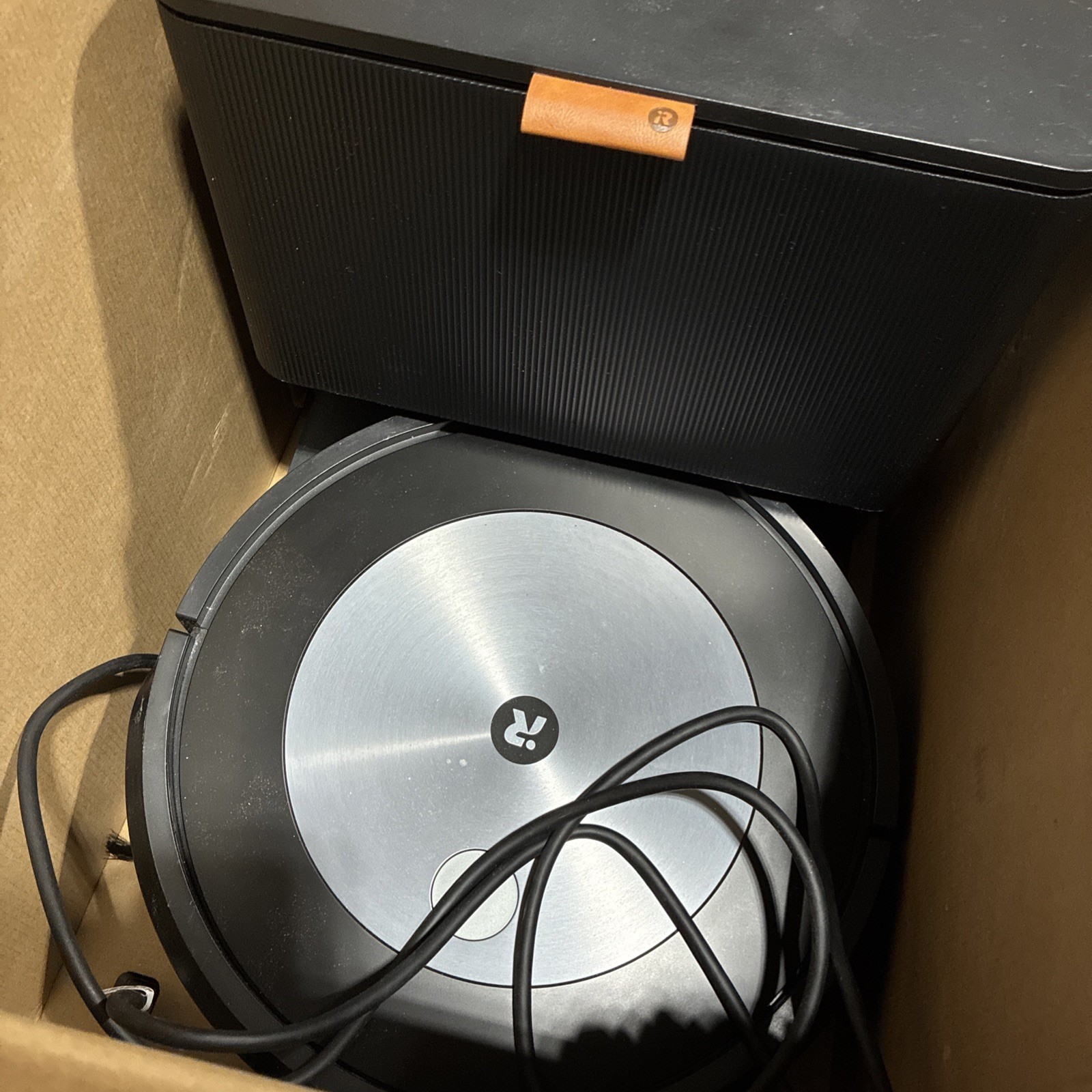 iRobot Roomba j7+ Robot Vacuum w/ Clean Base Self-Emptying