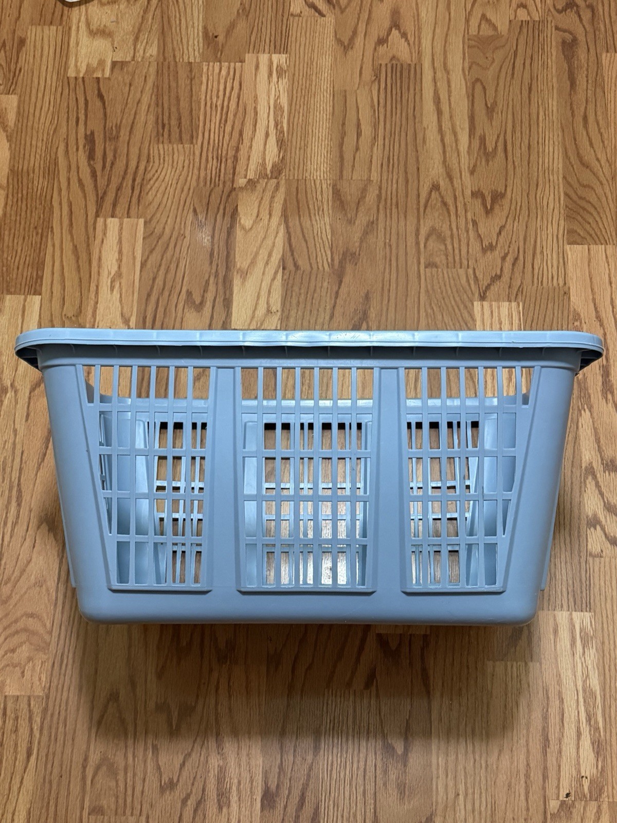 Rubbermaid Laundry Basket Aqua Mint Blue Green w original Label 1986