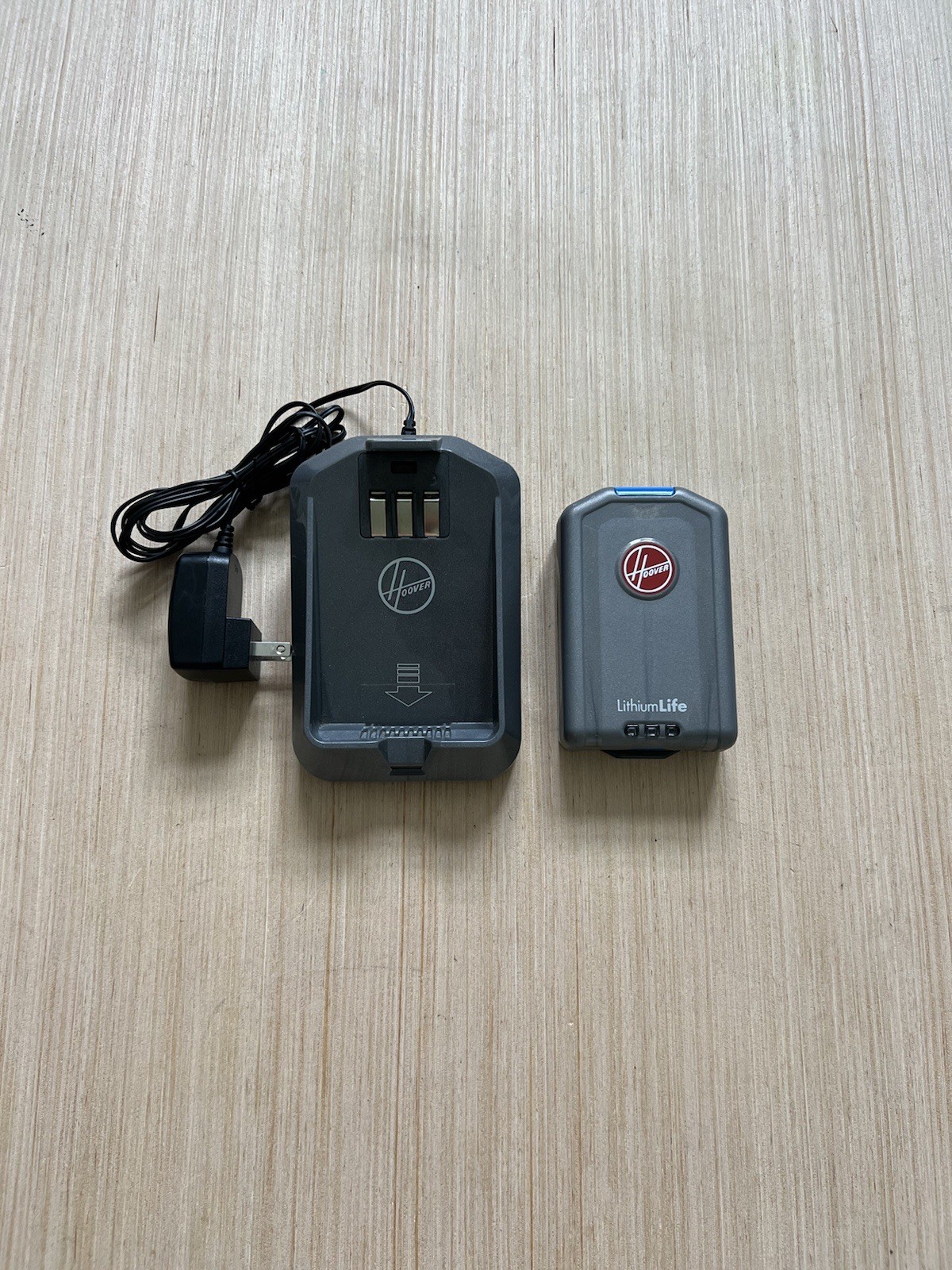 Hoover Lithium Life Battery BH03100 W/ Charger BH03220 20.0V Tested