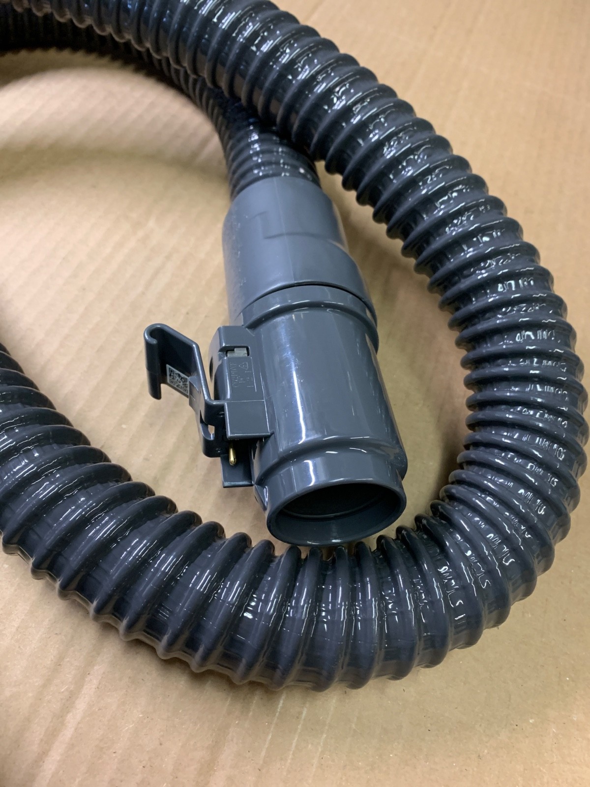 Kenmore Pet Friendly Lightweight vacuum hose 591005157 81214 200 series 2 prong