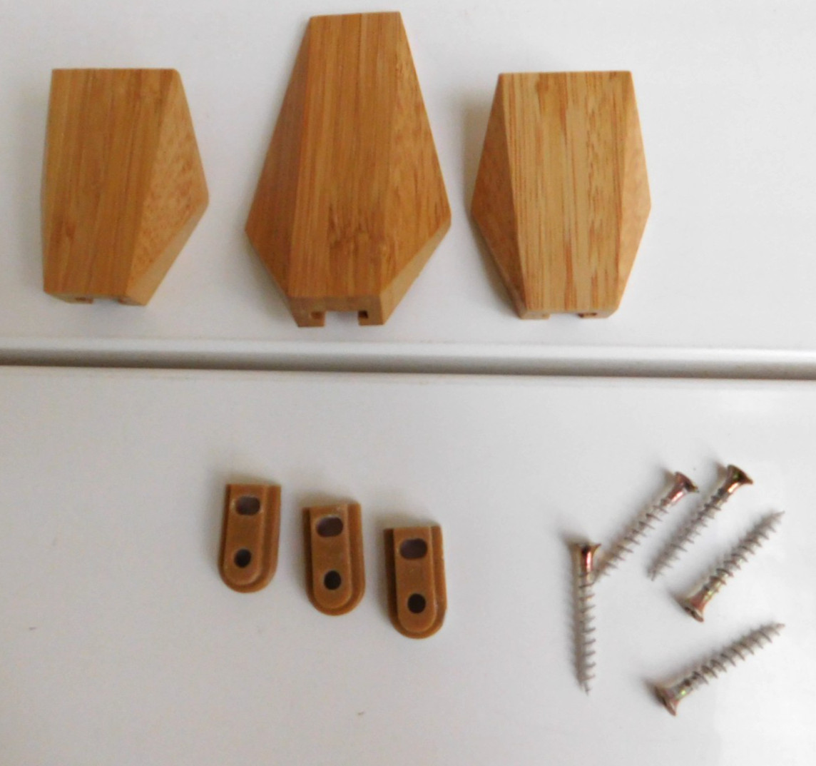 IKEA SKUGGIS Wall Hook 4.5″ + 2.75″ Bamboo Wood 203.501.63 Lot of 3 Gently Used