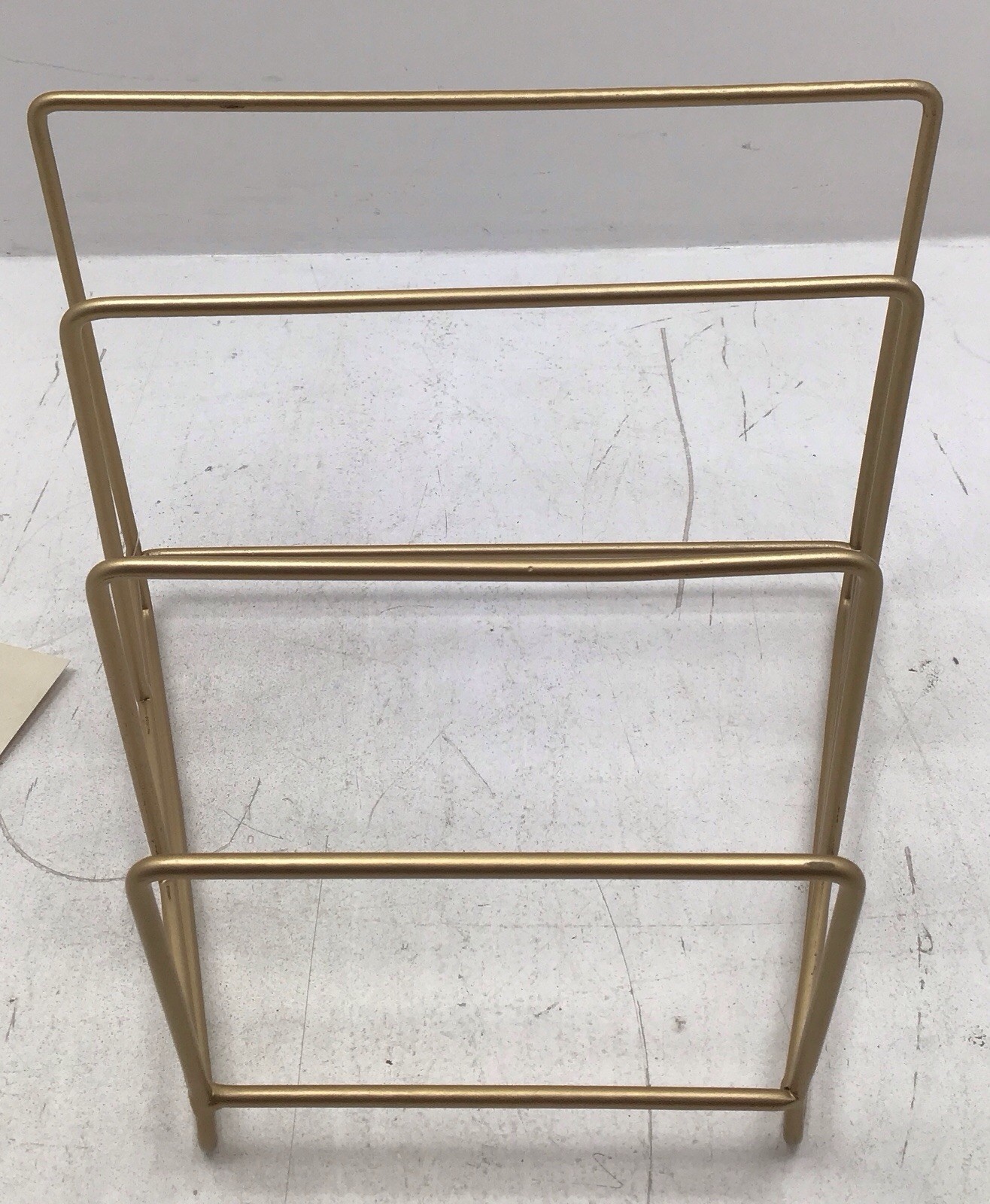 Square Metal Magazine Rack In Gold Finish – Small Defects