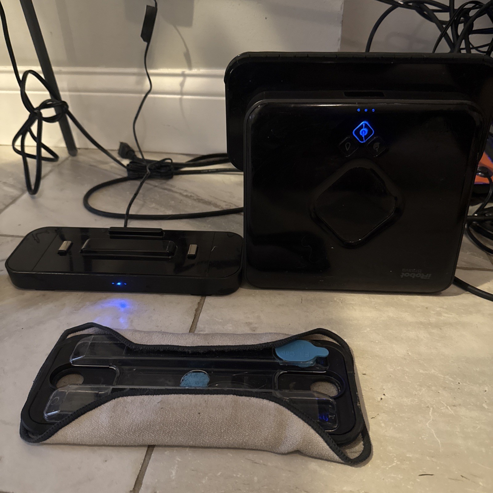 iRobot Braava 380 Black Robot Mop & Dock & Plate & Sensor Fast Shipping