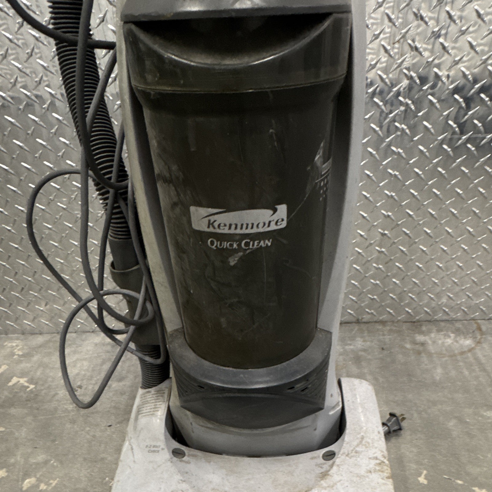 Kenmore Quick Clean Upright Bagless Corded Vacuum Cleaner, Black/Gray